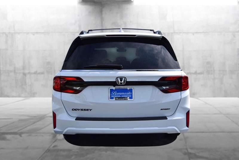 Honda Odyssey Vehicle Full-screen Gallery Image 6