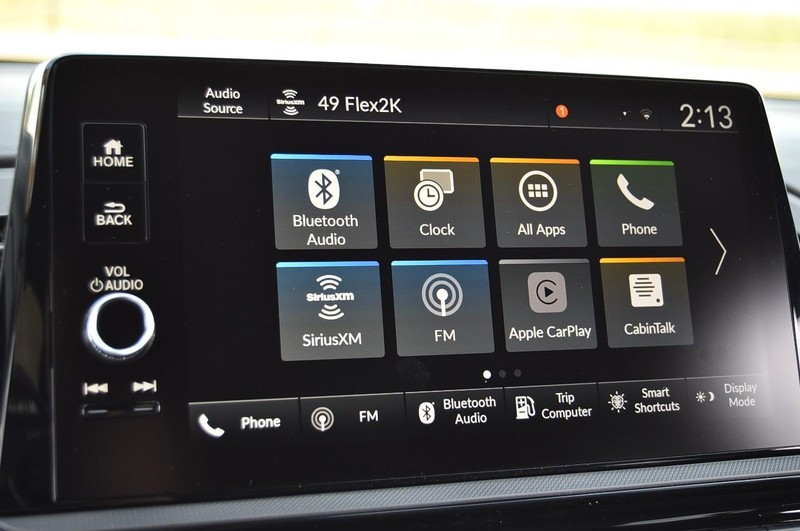 Honda Odyssey Vehicle Full-screen Gallery Image 16