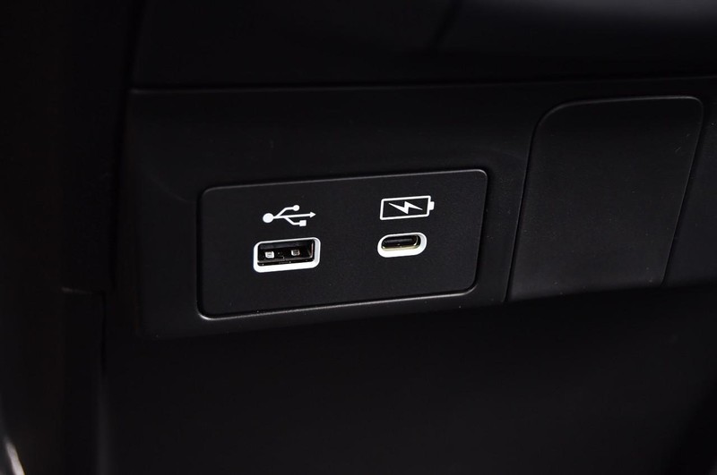 Honda Odyssey Vehicle Full-screen Gallery Image 19