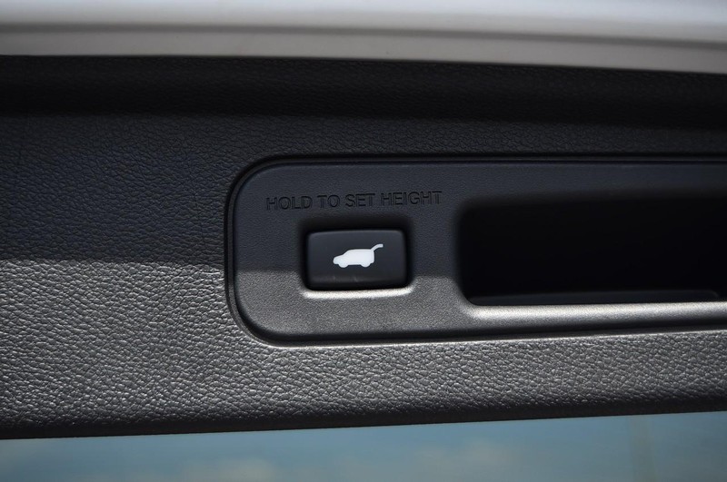 Honda Odyssey Vehicle Full-screen Gallery Image 32