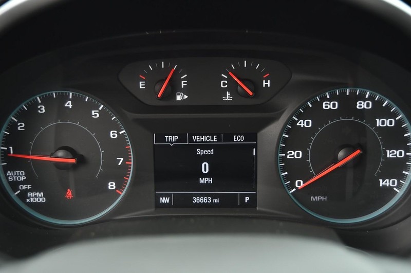 Chevrolet Malibu Vehicle Full-screen Gallery Image 10