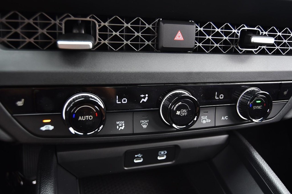 Honda Accord Sedan Vehicle Image 15