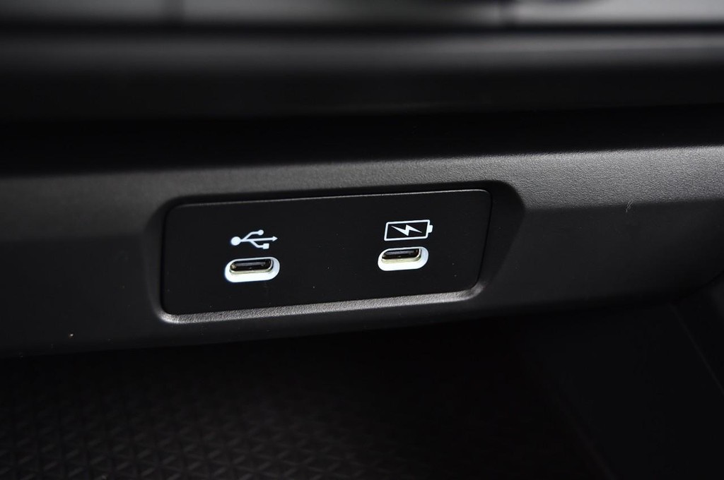 Honda Accord Sedan Vehicle Image 16