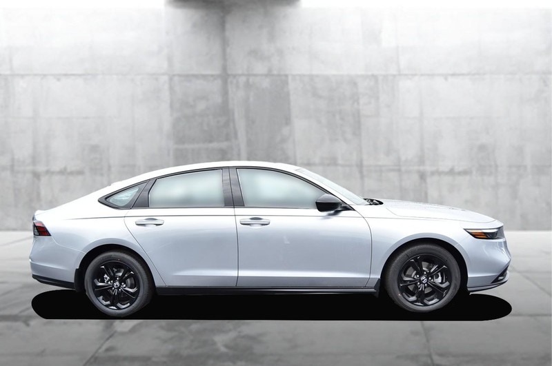 Honda Accord Sedan Vehicle Image 05