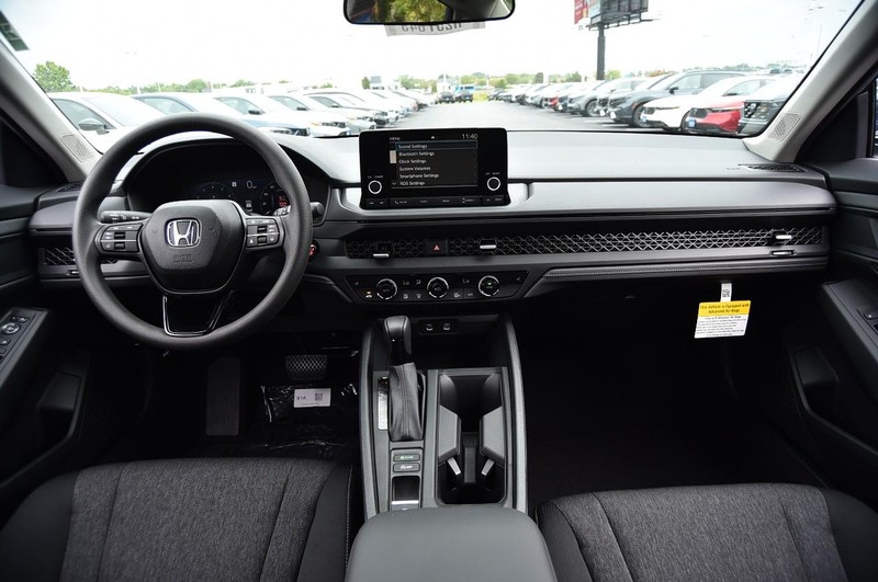 Honda Accord Sedan Vehicle Image 07