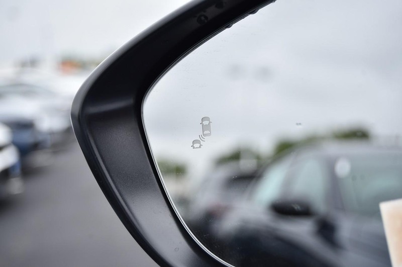 Honda Accord Sedan Vehicle Image 09