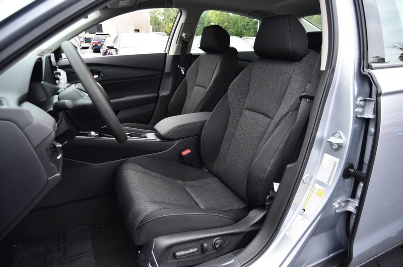 Honda Accord Sedan Vehicle Image 20