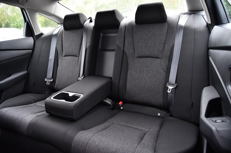 Honda Accord Sedan Vehicle Image 23