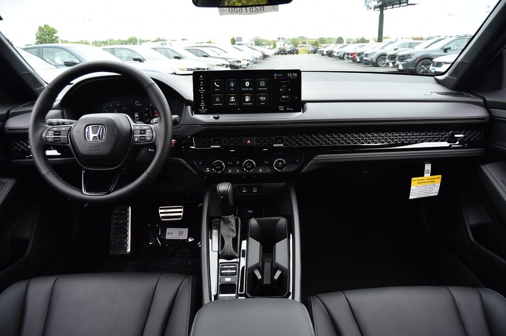 Honda Accord Hybrid Vehicle Image 07