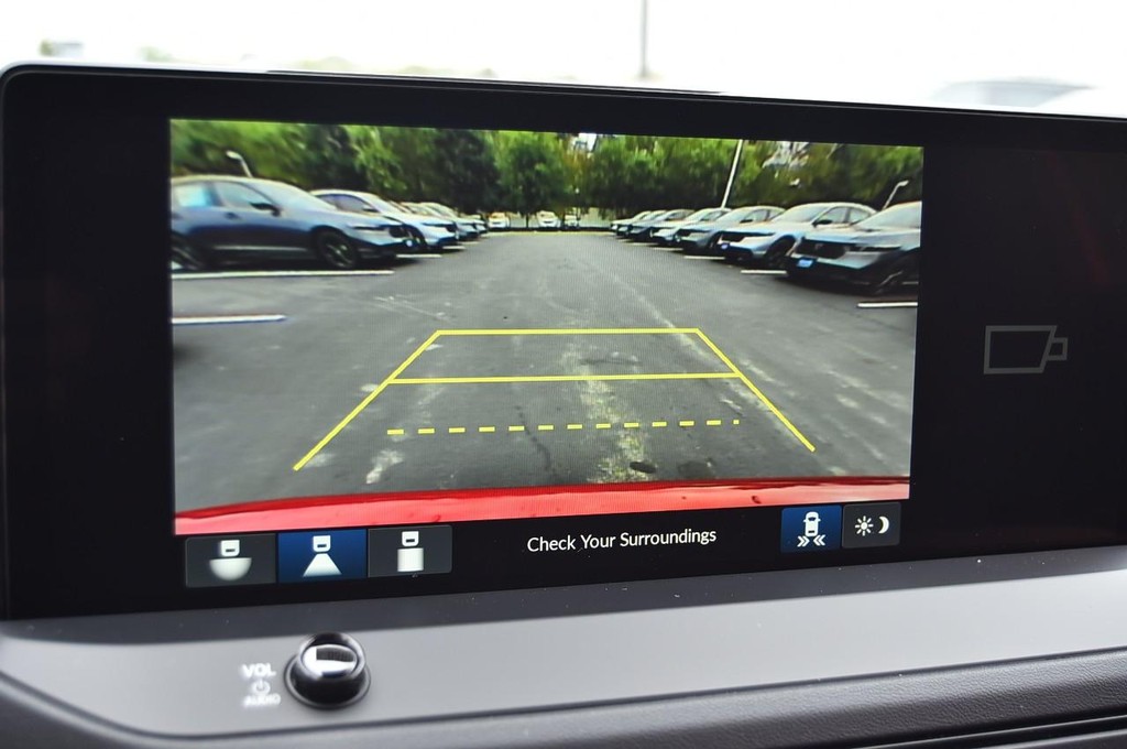 Honda Accord Hybrid Vehicle Image 13