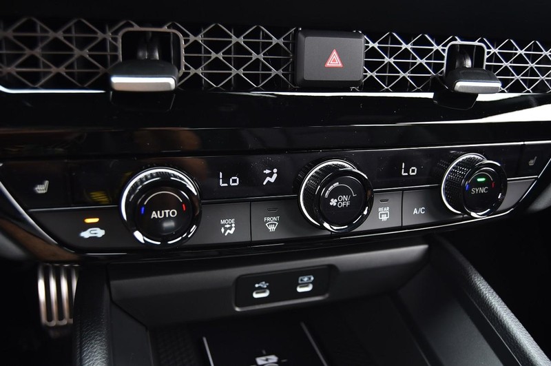 Honda Accord Hybrid Vehicle Image 16