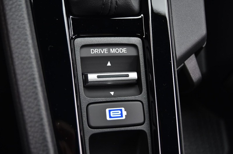 Honda Accord Hybrid Vehicle Image 19