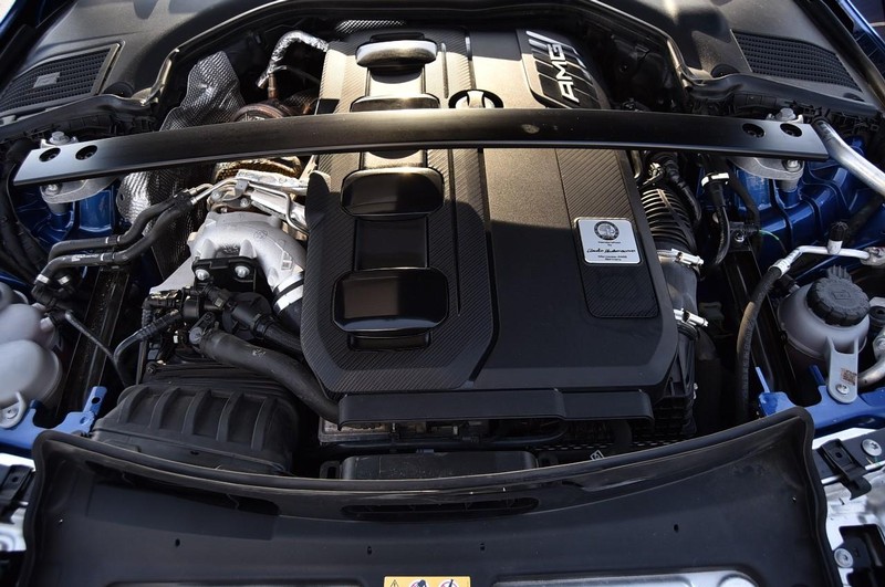 Mercedes-Benz C-Class Vehicle Image 25