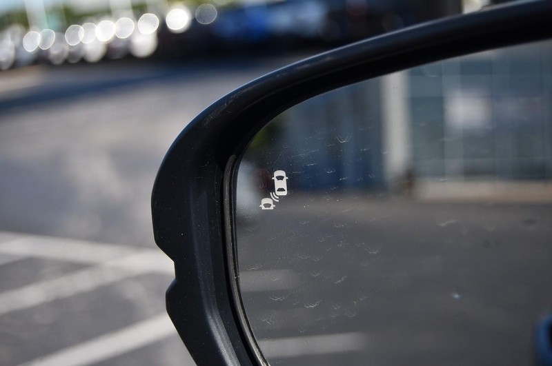 Honda HR-V Vehicle Image 09