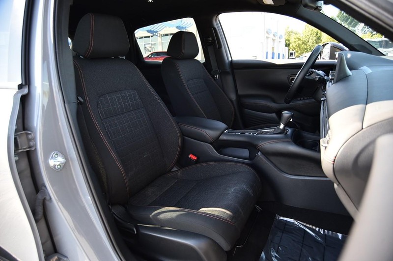 Honda HR-V Vehicle Image 19