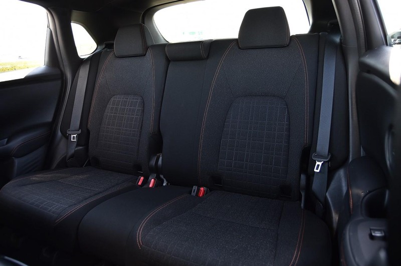 Honda HR-V Vehicle Image 20