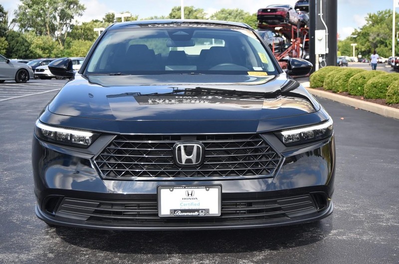 Honda Accord Sedan Vehicle Image 04