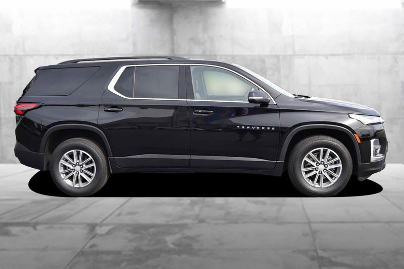 Chevrolet Traverse Limited Vehicle Image 05