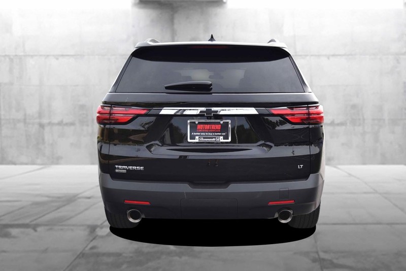 Chevrolet Traverse Limited Vehicle Image 06