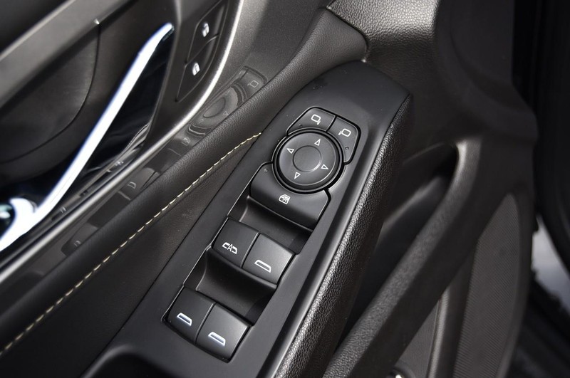 Chevrolet Traverse Limited Vehicle Image 08