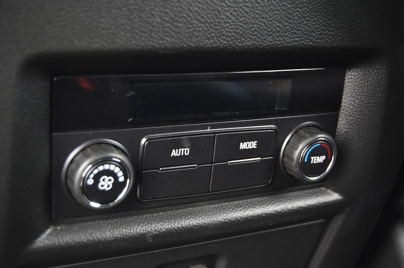 Chevrolet Traverse Limited Vehicle Image 23