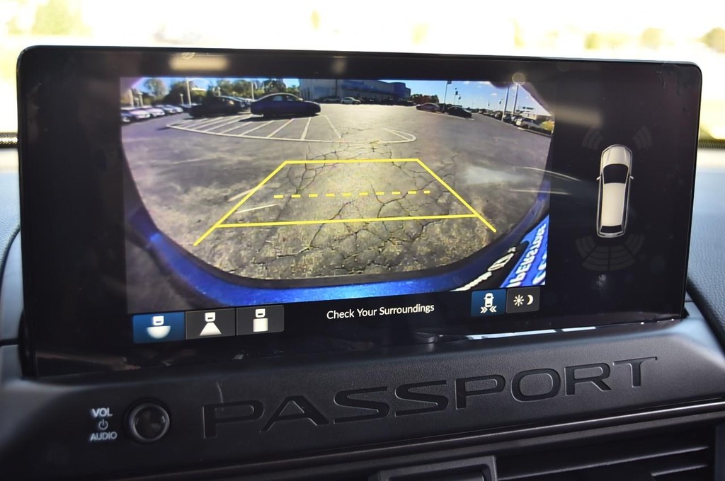 Honda Passport Vehicle Image 13