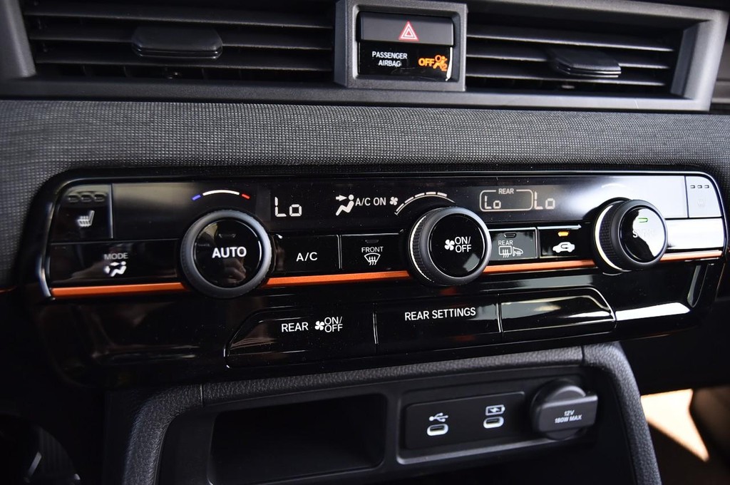 Honda Passport Vehicle Image 17