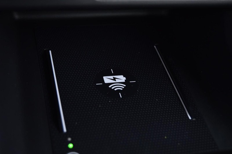 Honda Civic Sedan Hybrid Vehicle Full-screen Gallery Image 19