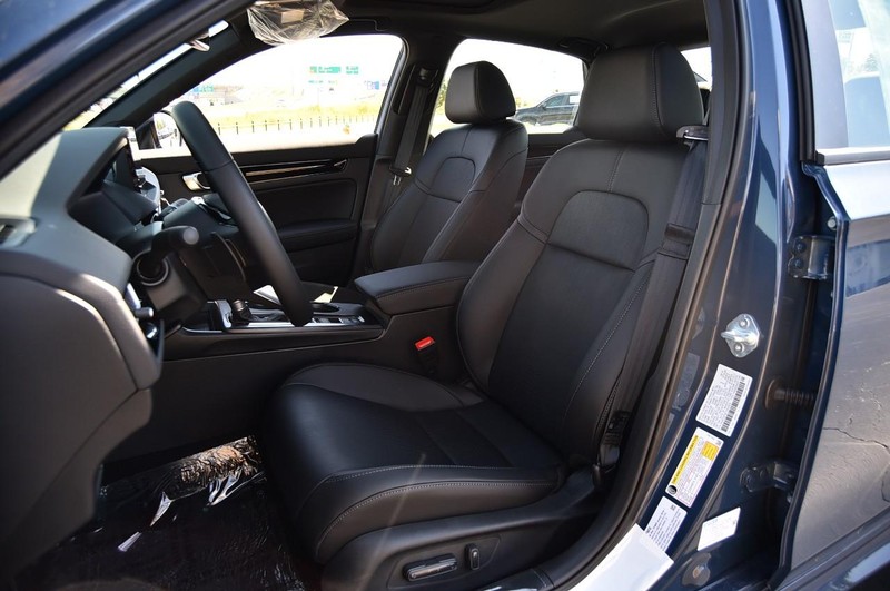 Honda Civic Sedan Hybrid Vehicle Full-screen Gallery Image 23