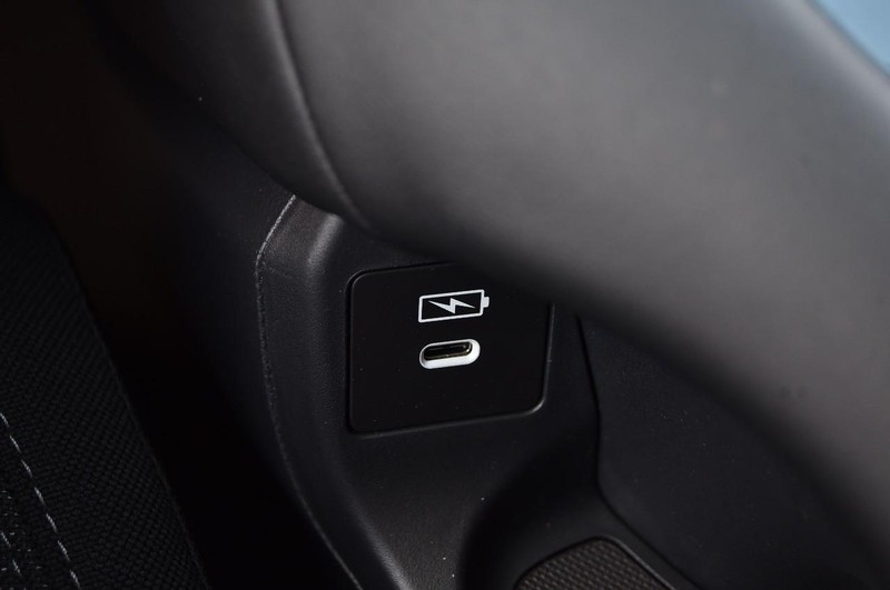 Honda HR-V Vehicle Image 18