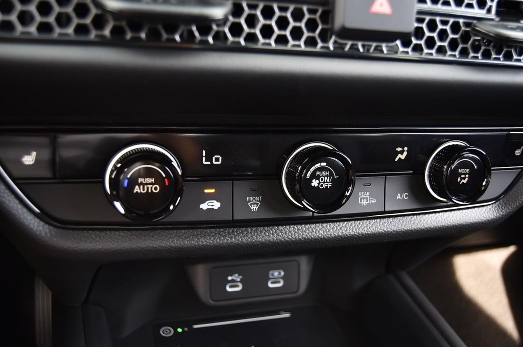 Honda HR-V Vehicle Image 16