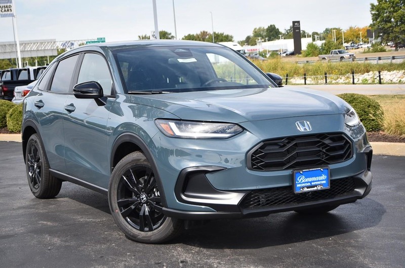 Honda HR-V Vehicle Image 02