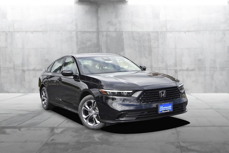 Honda Accord Hybrid Vehicle Full-screen Gallery Image 2