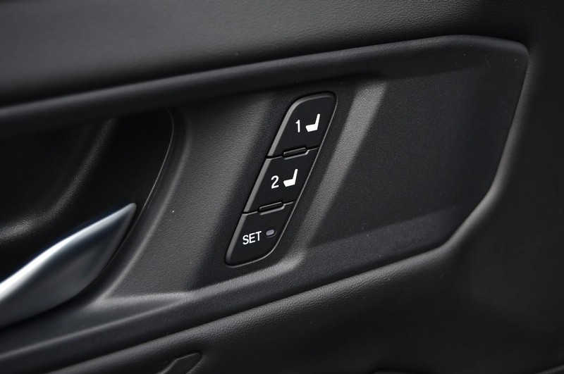 Honda Accord Hybrid Vehicle Full-screen Gallery Image 9