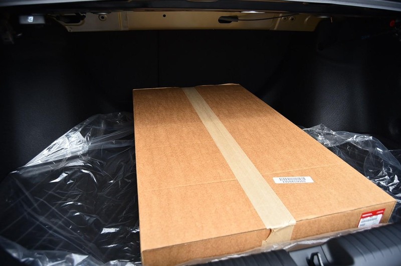 Honda Accord Hybrid Vehicle Full-screen Gallery Image 27