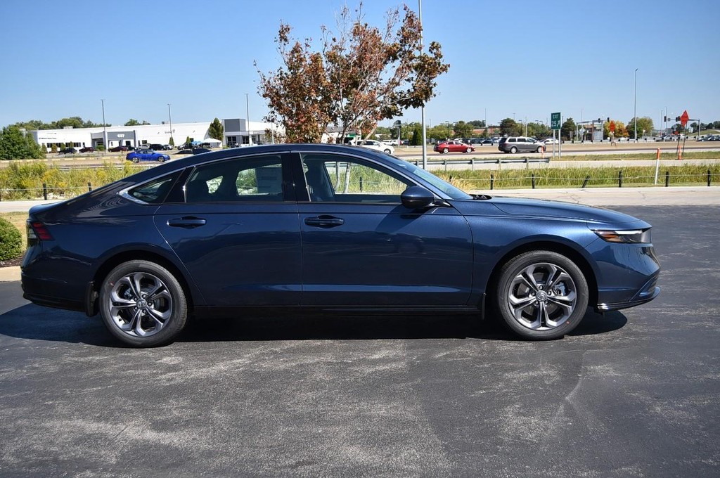 Honda Accord Hybrid Vehicle Image 05