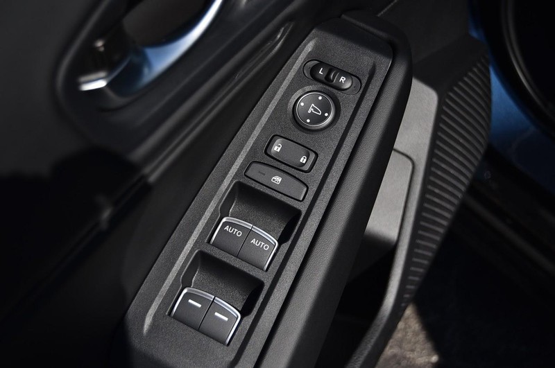 Honda Accord Hybrid Vehicle Full-screen Gallery Image 8