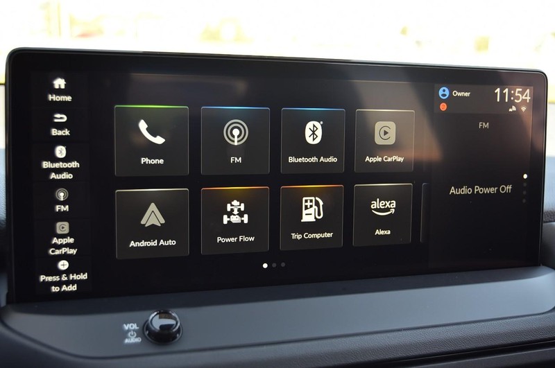 Honda Accord Hybrid Vehicle Full-screen Gallery Image 15