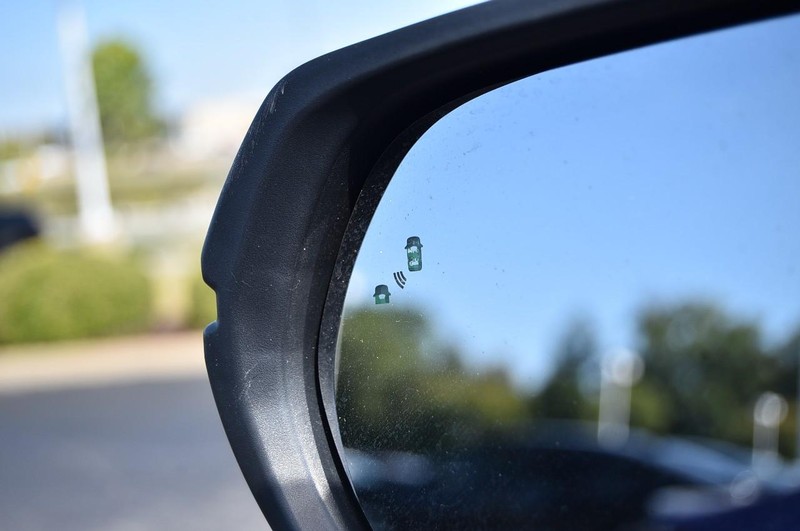 Honda CR-V Vehicle Image 10