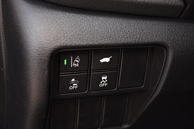 Honda CR-V Vehicle Image 11