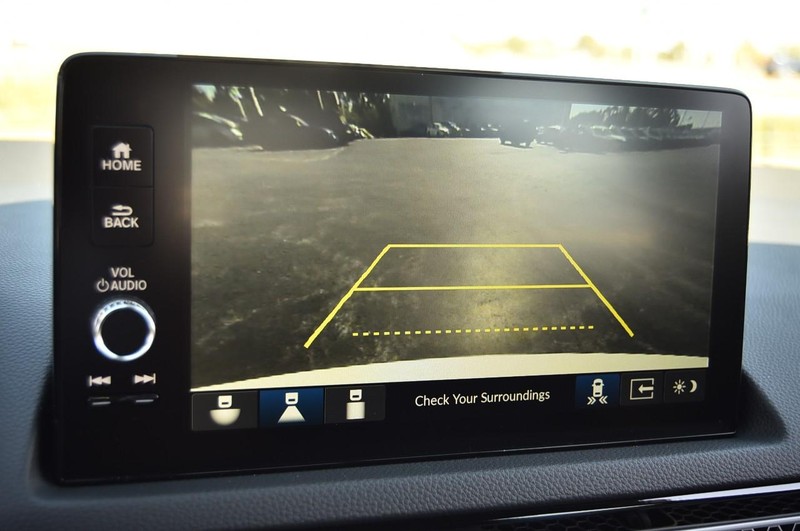 Honda Civic Sedan Hybrid Vehicle Full-screen Gallery Image 14