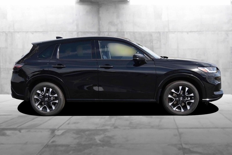 Honda HR-V Vehicle Full-screen Gallery Image 5