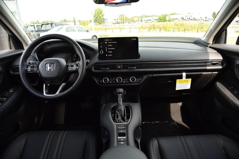 Honda HR-V Vehicle Full-screen Gallery Image 7