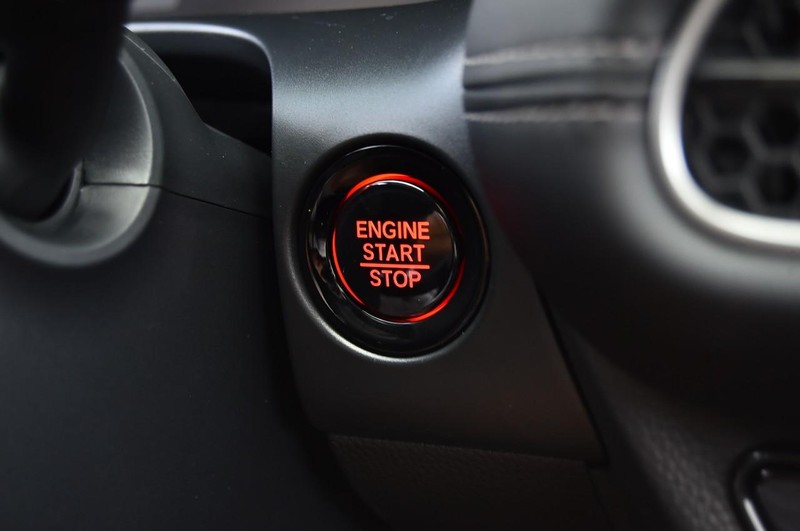 Honda HR-V Vehicle Full-screen Gallery Image 20