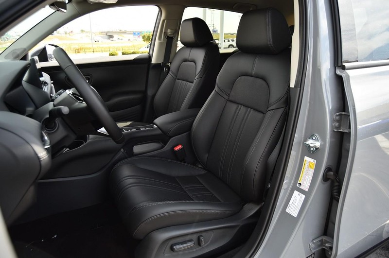 Honda HR-V Vehicle Full-screen Gallery Image 22