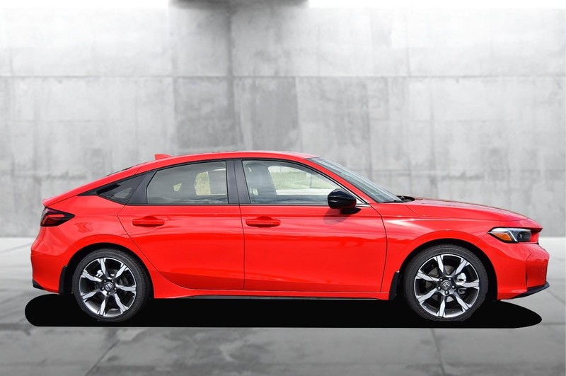 Honda Civic Hatchback Hybrid Vehicle Image 05