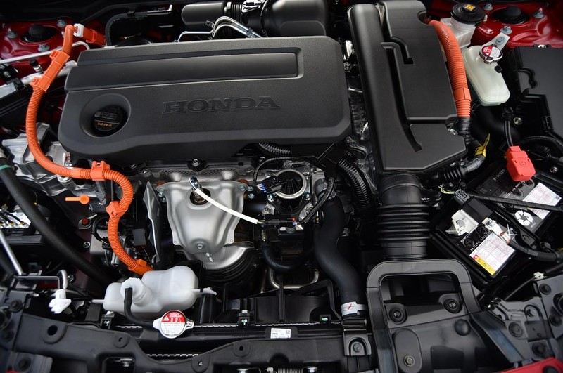 Honda Civic Hatchback Hybrid Vehicle Image 27