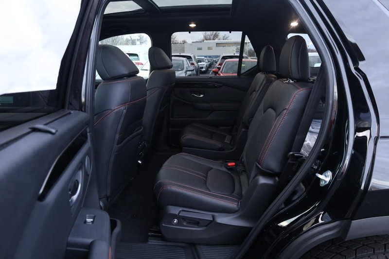 Honda Pilot Vehicle Image 25