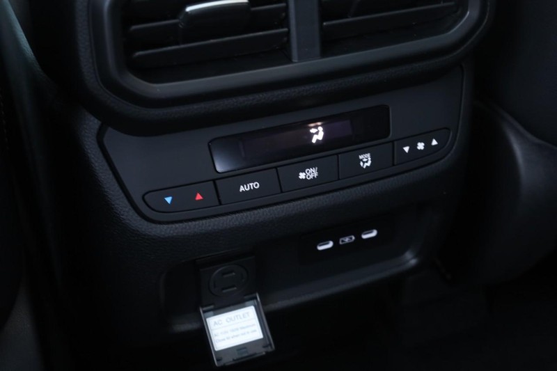 Honda Pilot Vehicle Image 26