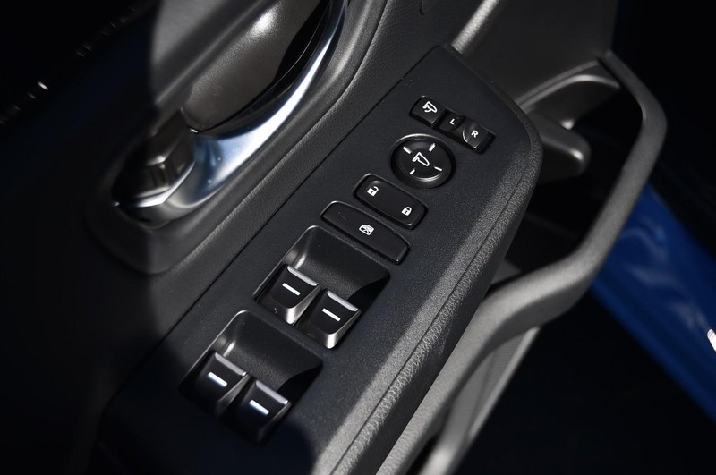 Honda Pilot Vehicle Full-screen Gallery Image 8